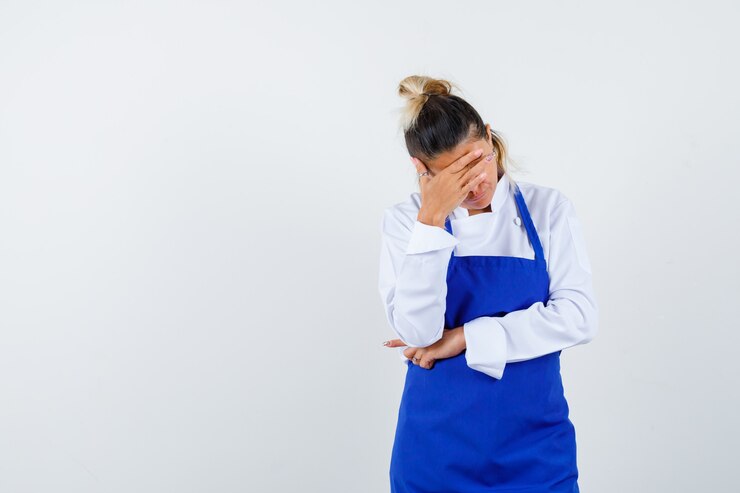 A empresa forneceu uniforme inadequado e você está se sentindo constrangido? Conheça seus direitos!